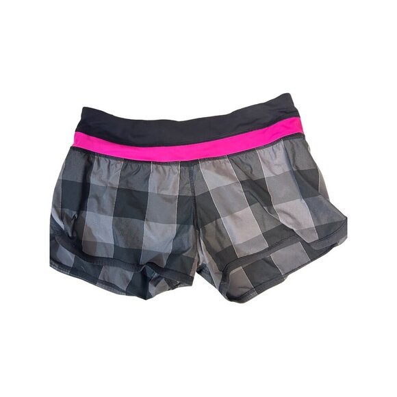 Lululemon Groovy Run Shorts Black Plaid Size 8 - Picture 2 of 6